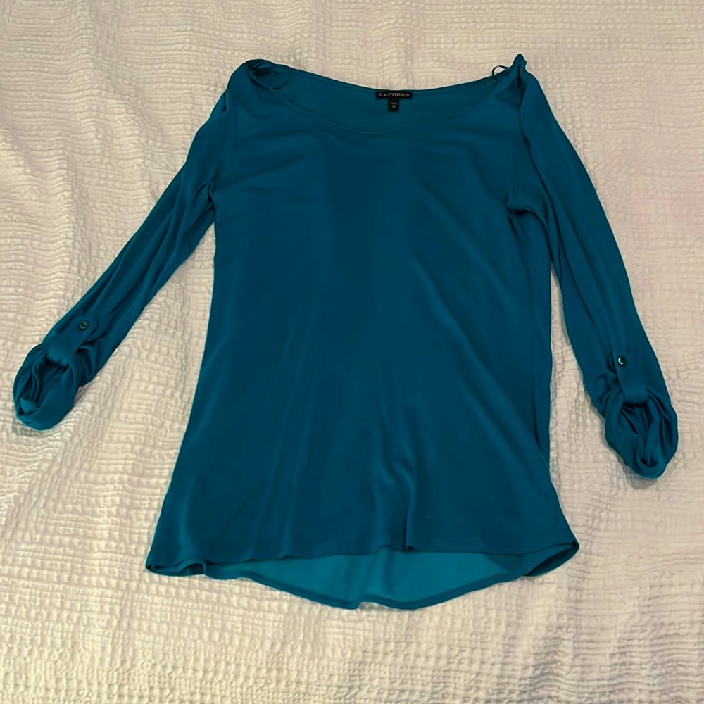Beautiful teal soft shirt